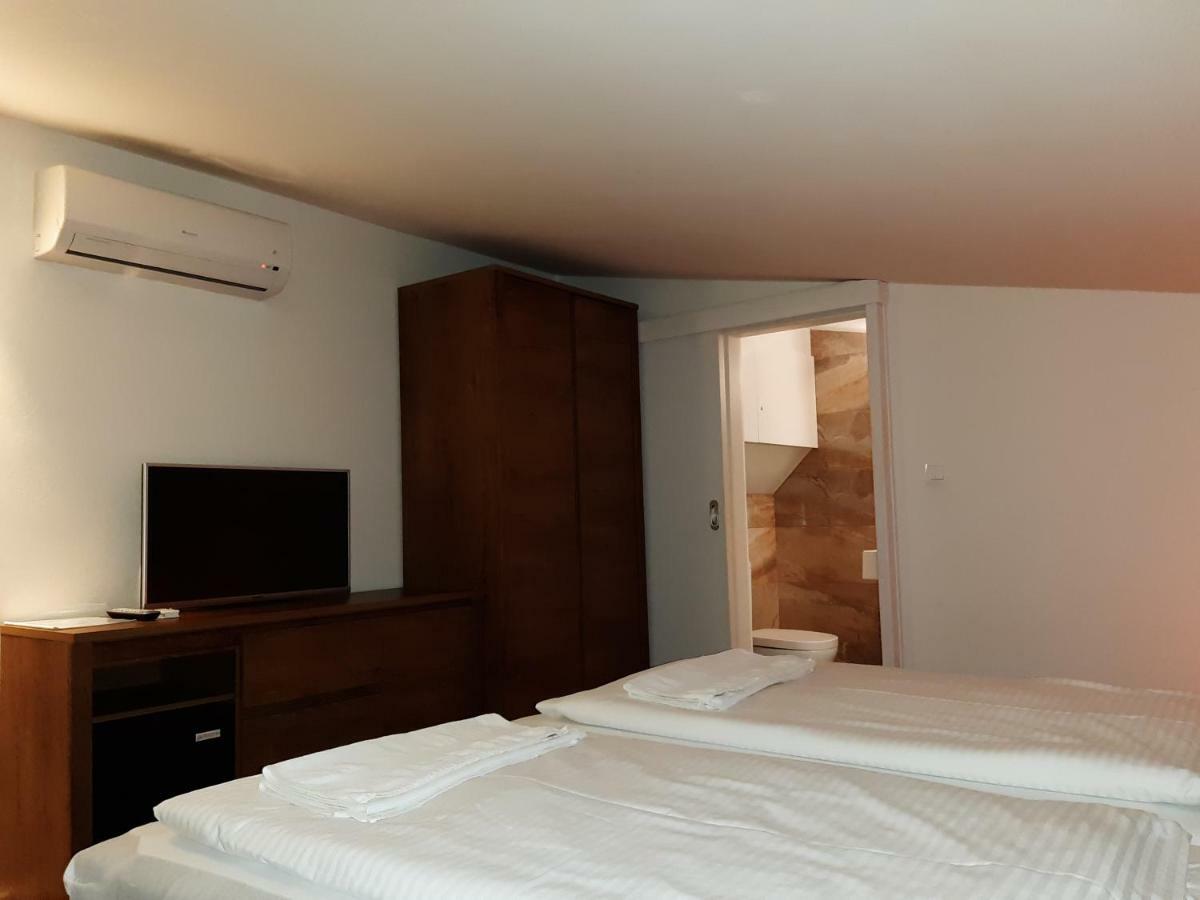 A7 Apartments Komárno المظهر الخارجي الصورة